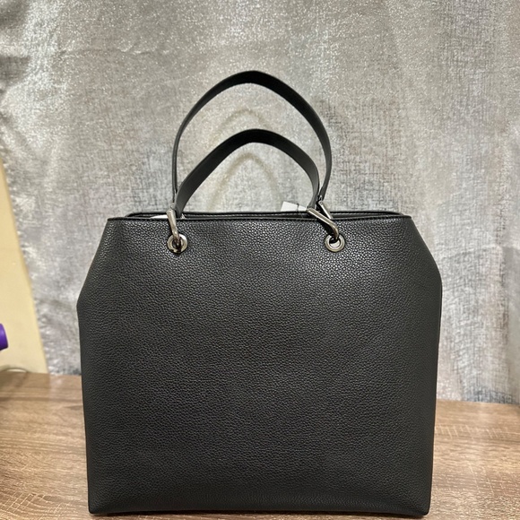 DKNY handbag - Picture 7 of 11